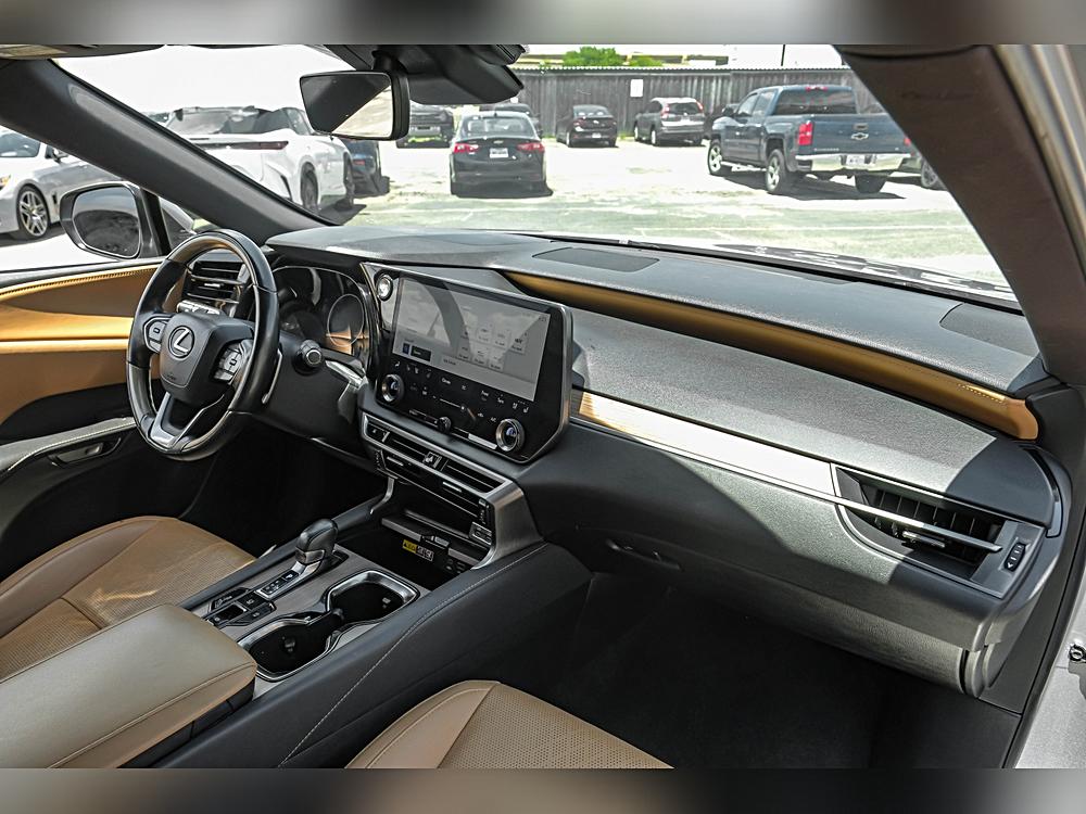 2023 Lexus RX 350 - Photo 15
