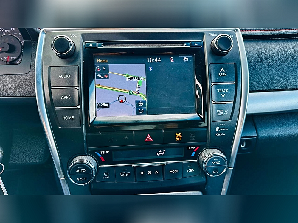 2015 Toyota Camry XSE - Photo 33