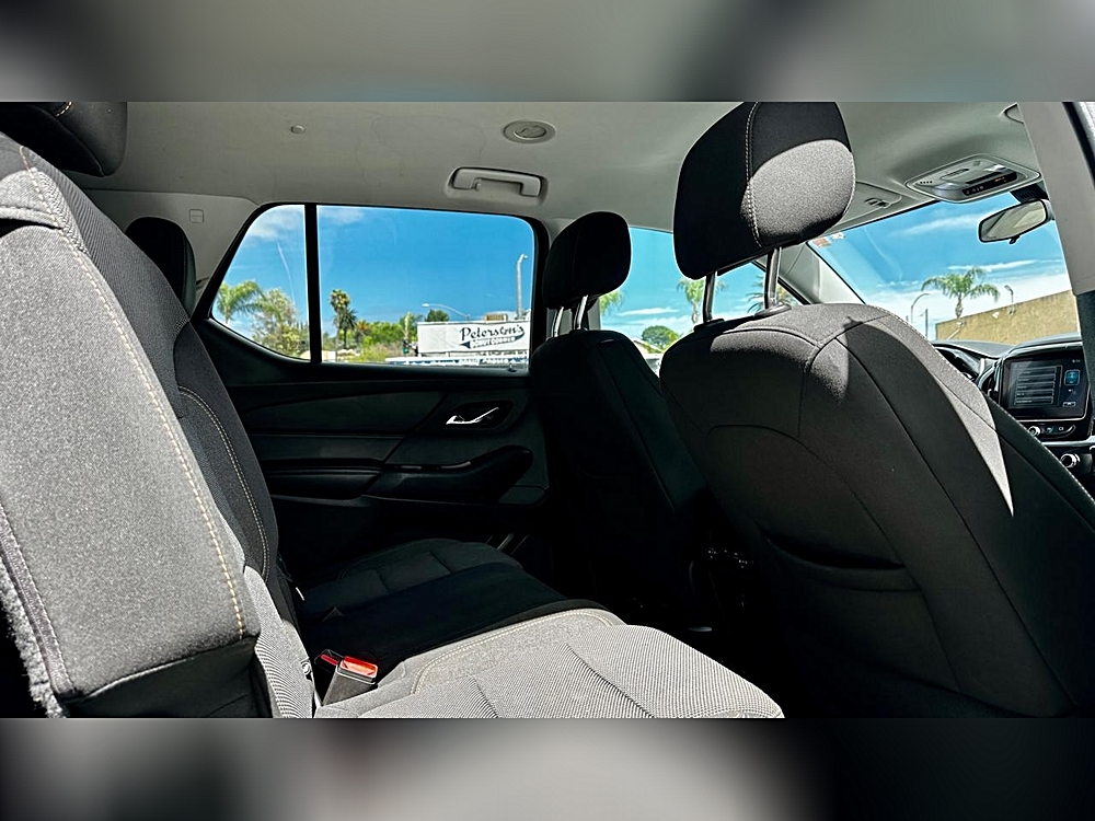 2019 Chevrolet Traverse 1LT - Photo 25