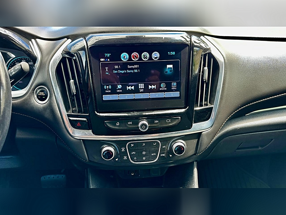 2019 Chevrolet Traverse 1LT - Photo 35