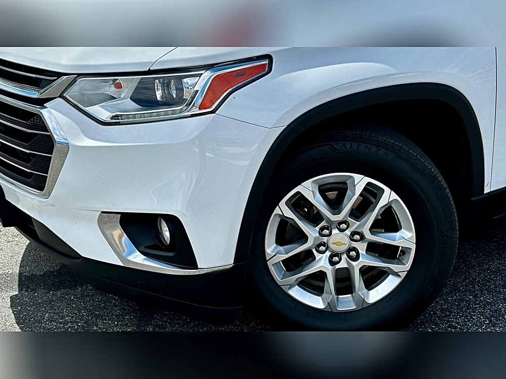 2019 Chevrolet Traverse 1LT - Photo 7