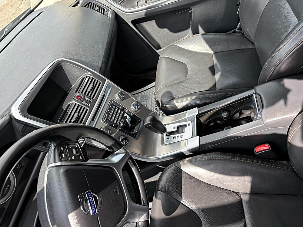 2012 Volvo XC60 T6 - Photo 6
