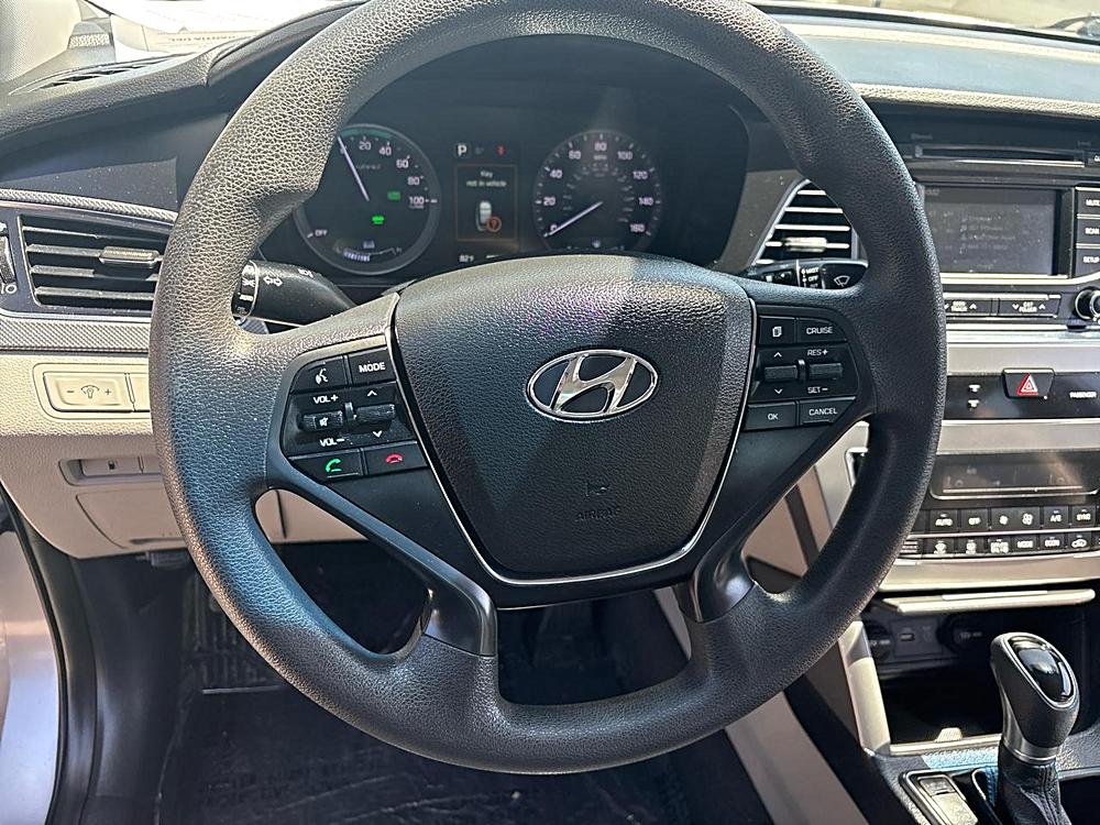 2016 Hyundai Sonata Hybrid Base - Photo 30