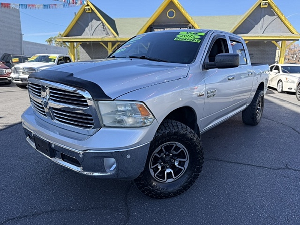 2015 RAM 1500 Pickup