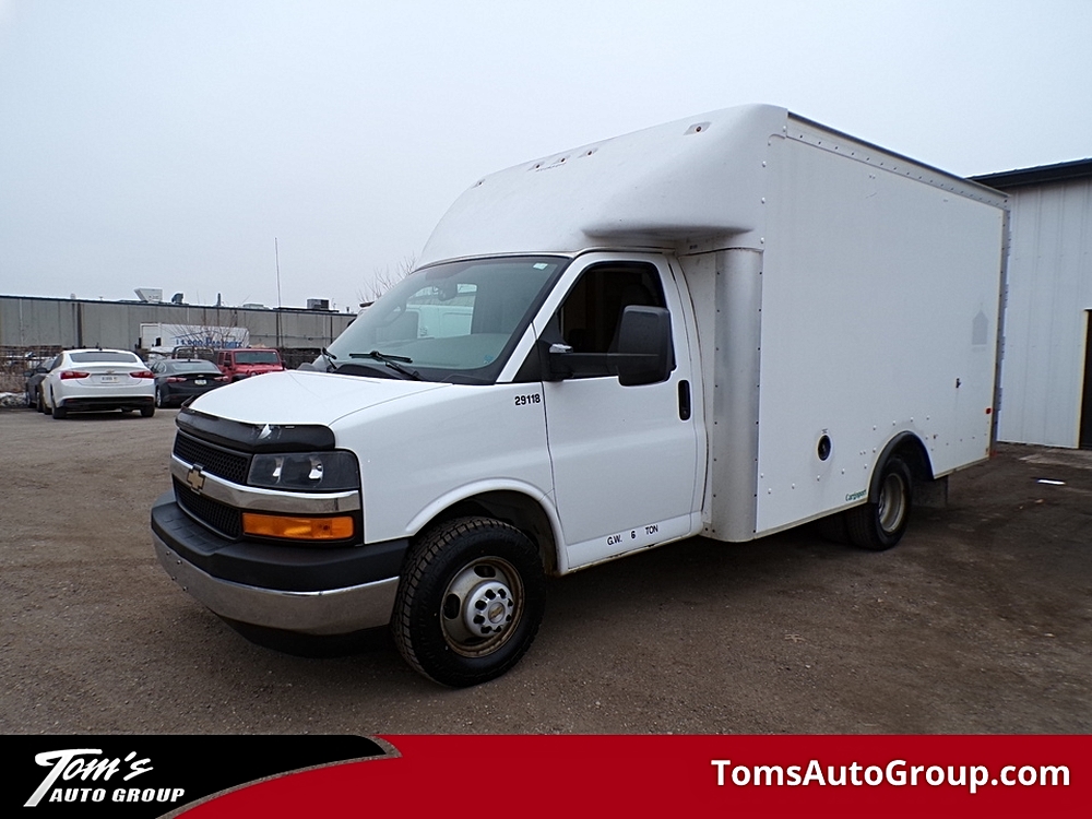 2017 Chevrolet Express Commercial Cutaway 