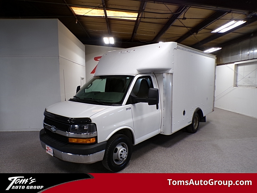 2016 Chevrolet Express Commercial Cutaway 