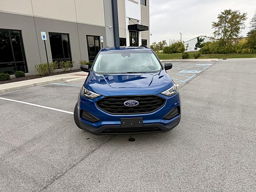 2020 Ford Edge SE - Photo 9