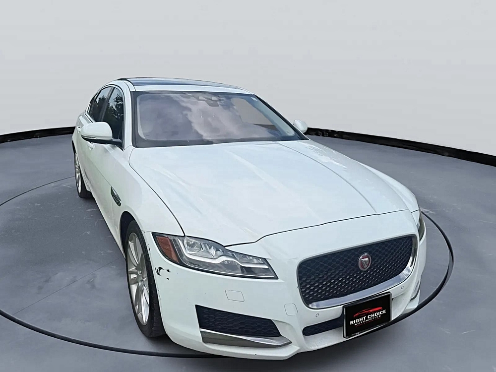 2017 Jaguar XF