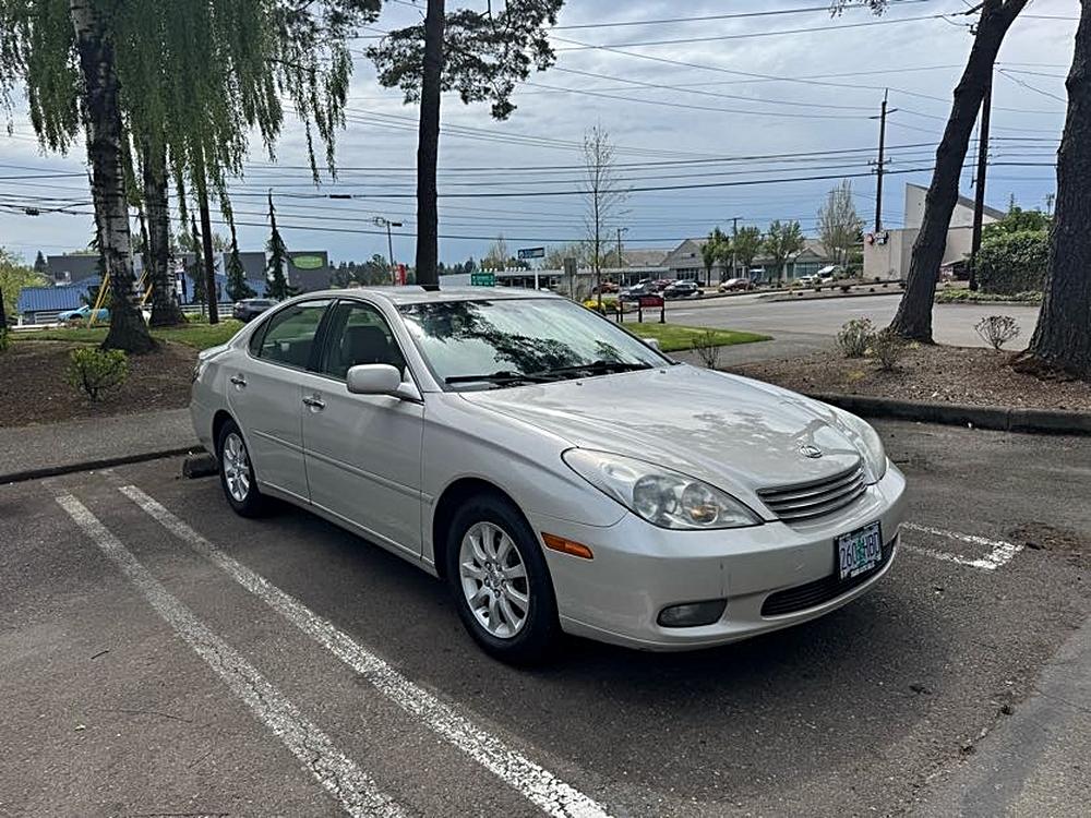2004 Lexus ES 330