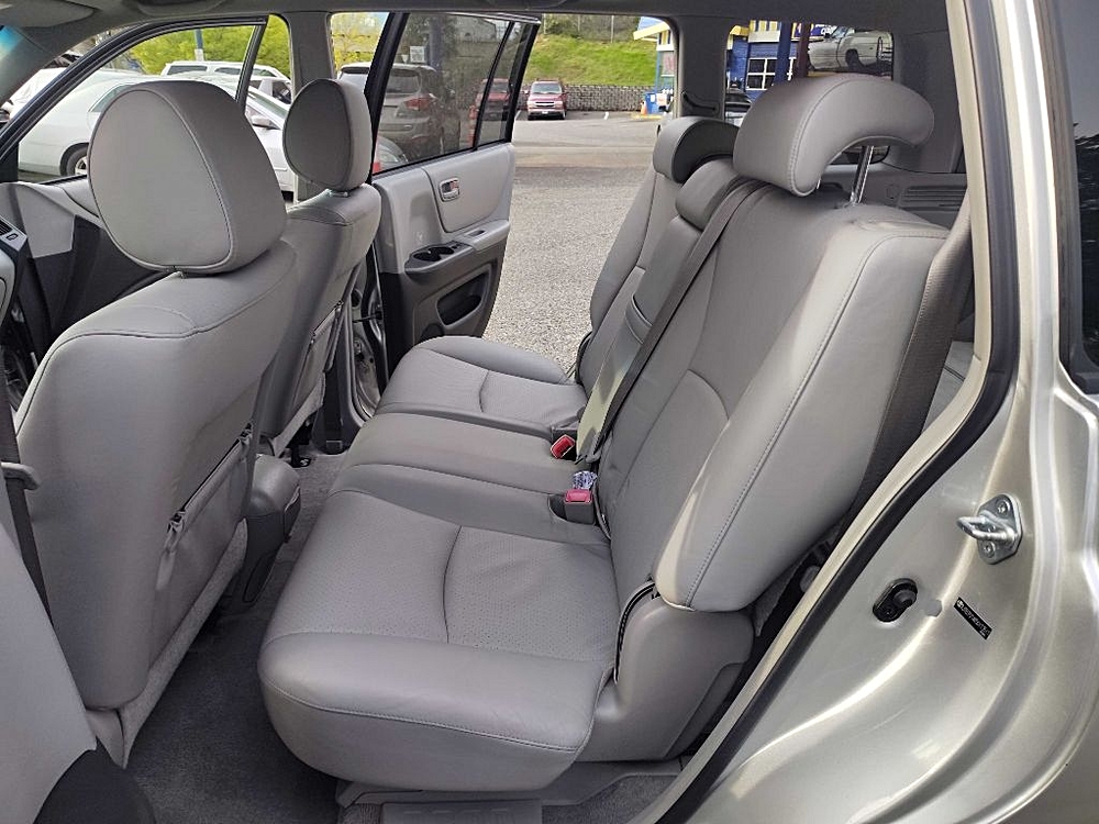 2005 TOYOTA HIGHLANDER