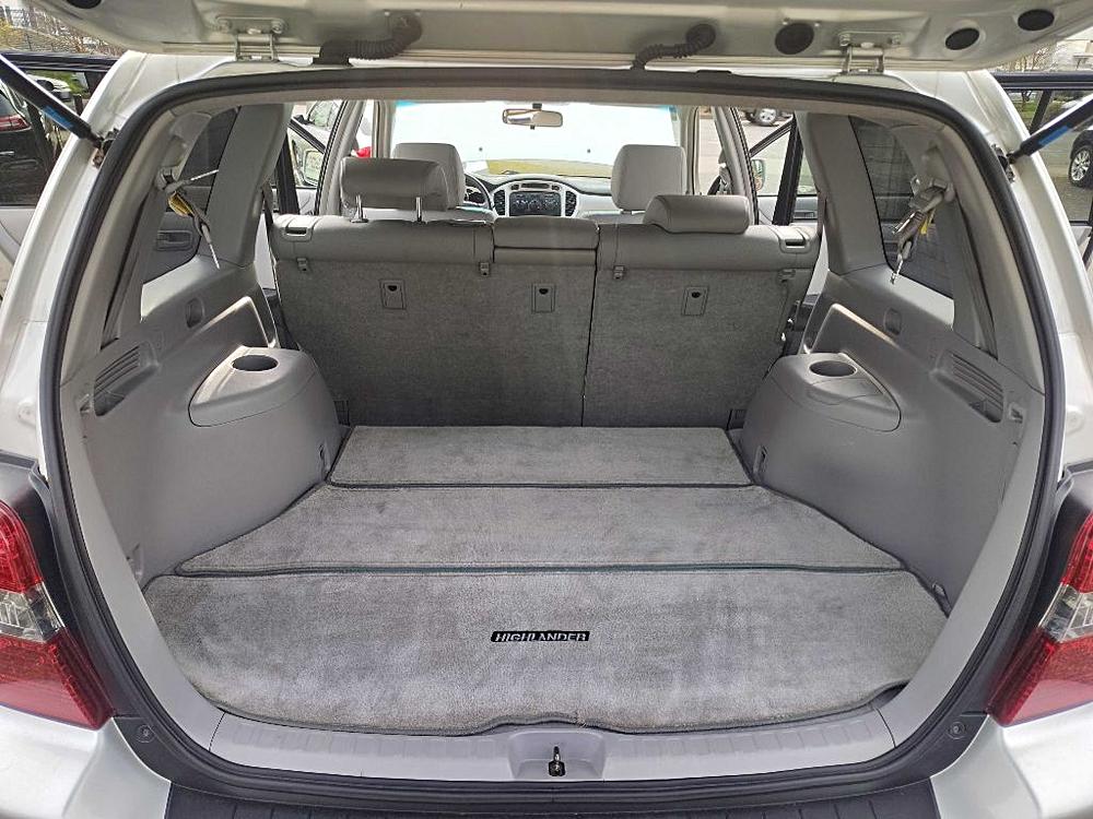 2005 TOYOTA HIGHLANDER