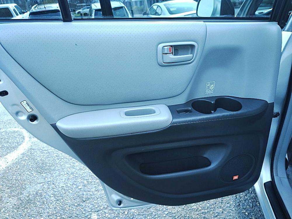 2005 TOYOTA HIGHLANDER