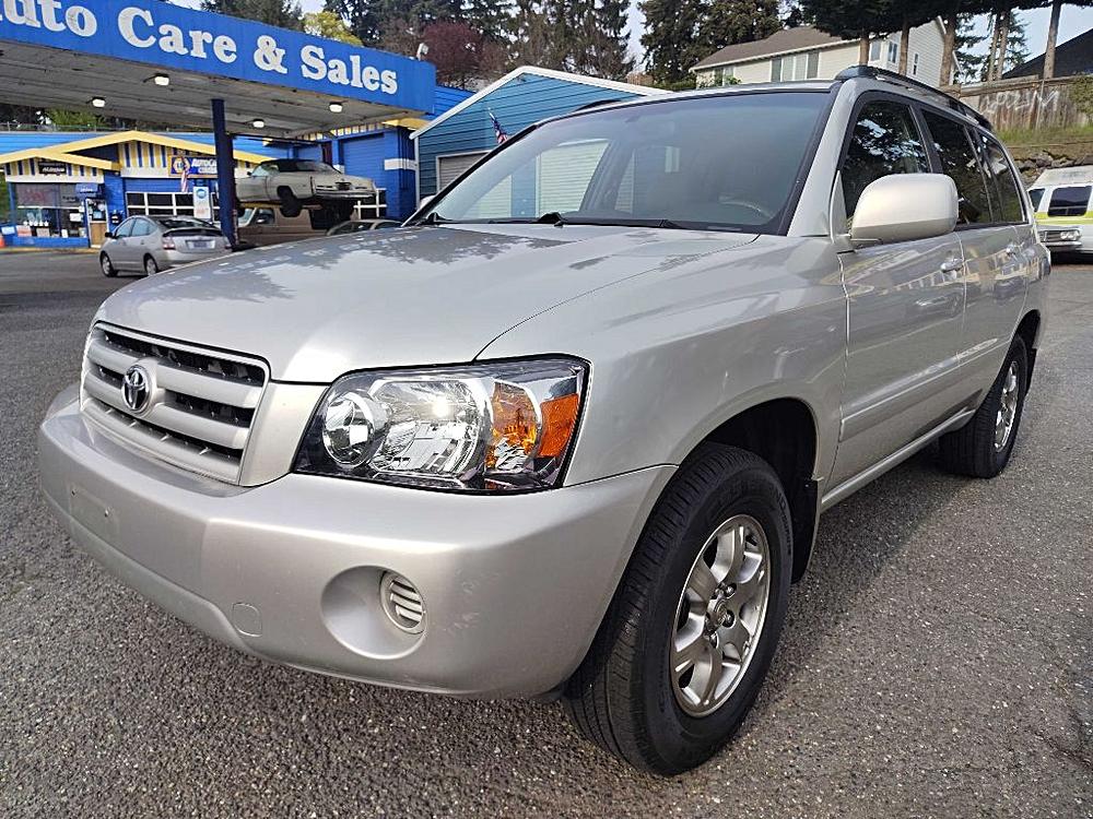 2005 TOYOTA HIGHLANDER