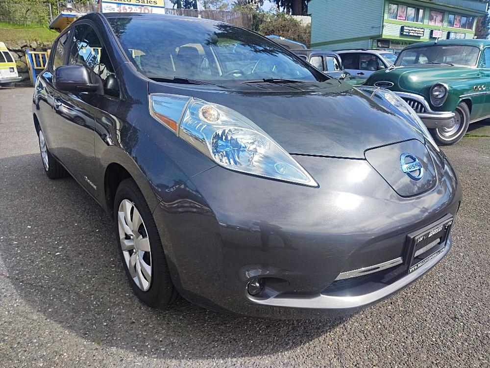 2013 NISSAN LEAF