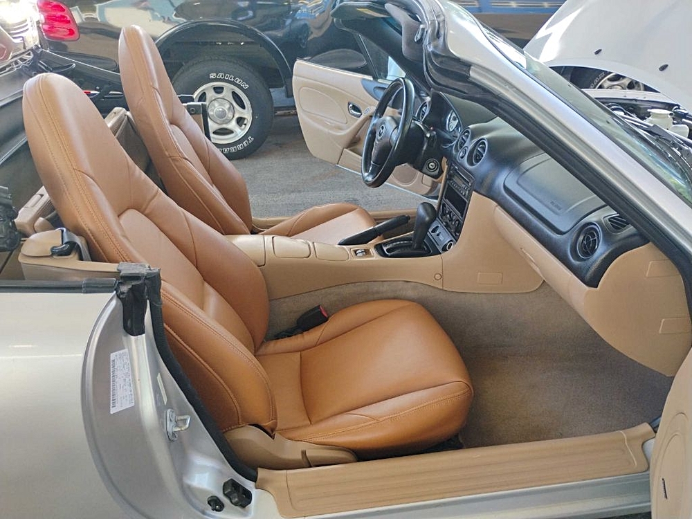 2001 MAZDA MX-5 MIATA