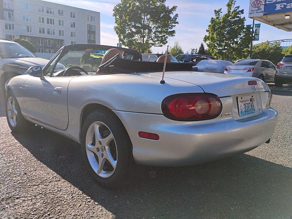 2001 MAZDA MX-5 MIATA