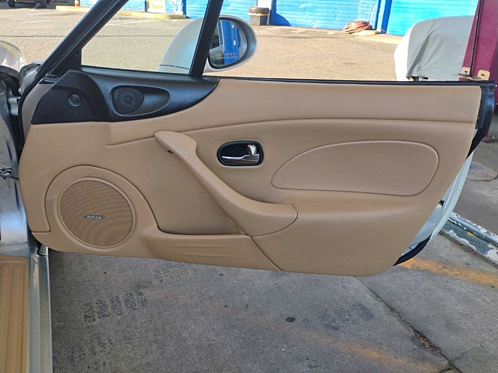 2001 MAZDA MX-5 MIATA