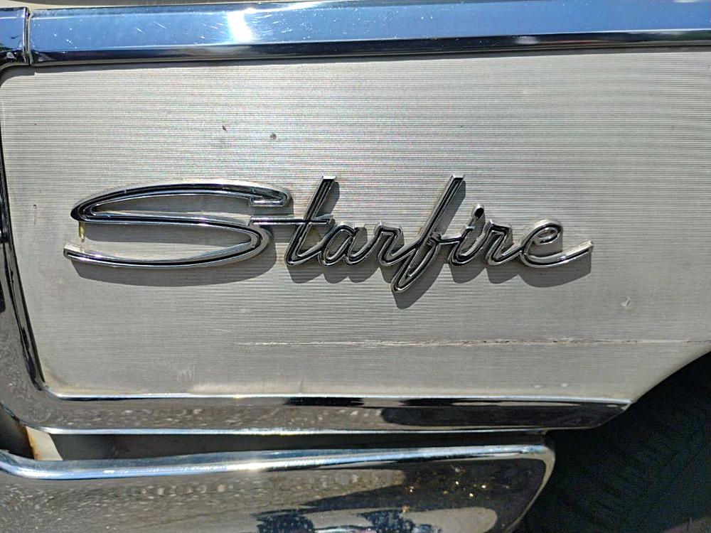 1962 OLDSMOBILE STARFIRE