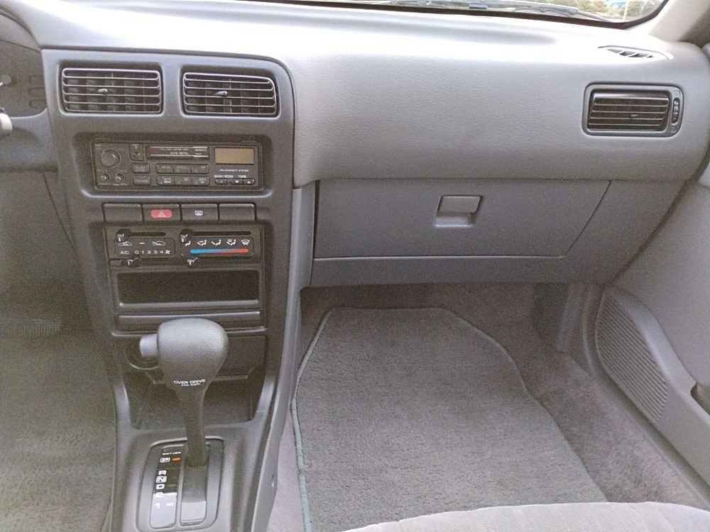 1994 Nissan Sentra - Photo 12