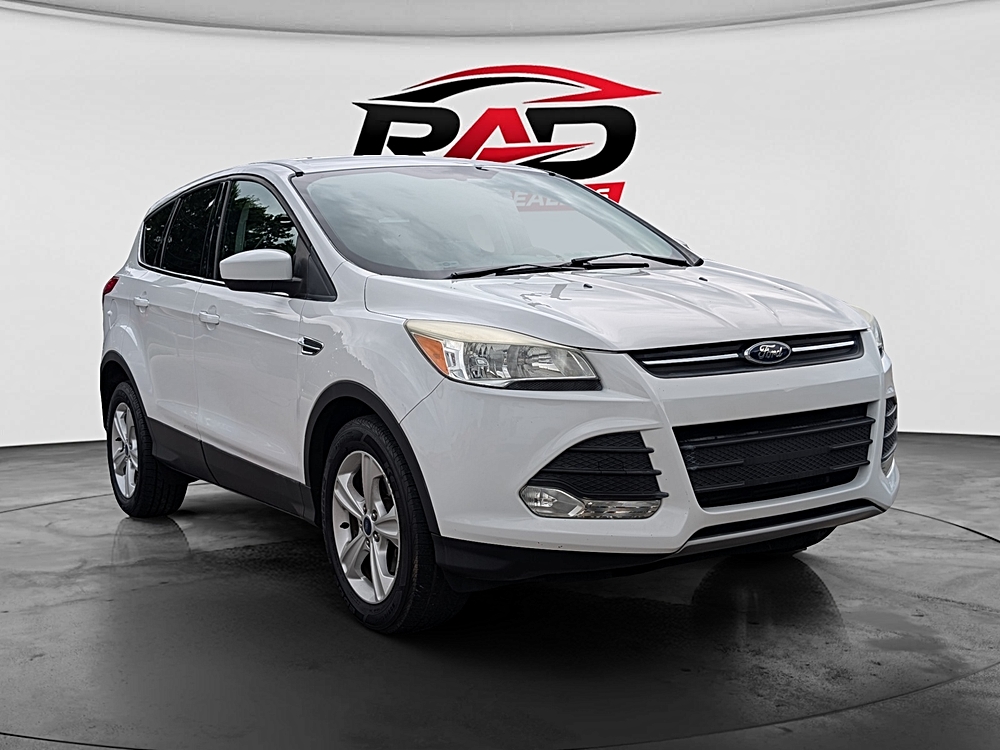 2015 Ford Escape SE's photo