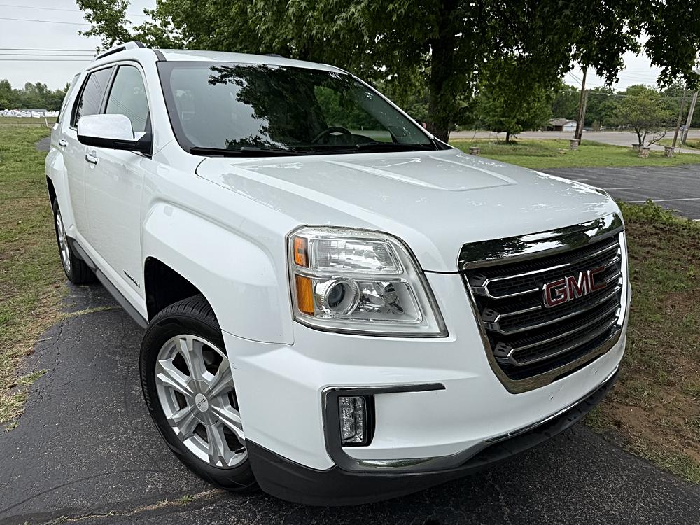 2017 GMC Terrain FWD SLT's photo