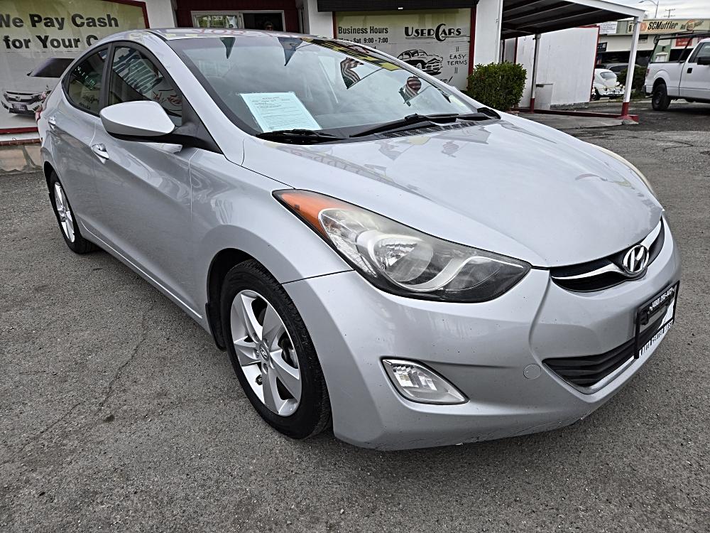 2013 Hyundai Elantra GLS's photo
