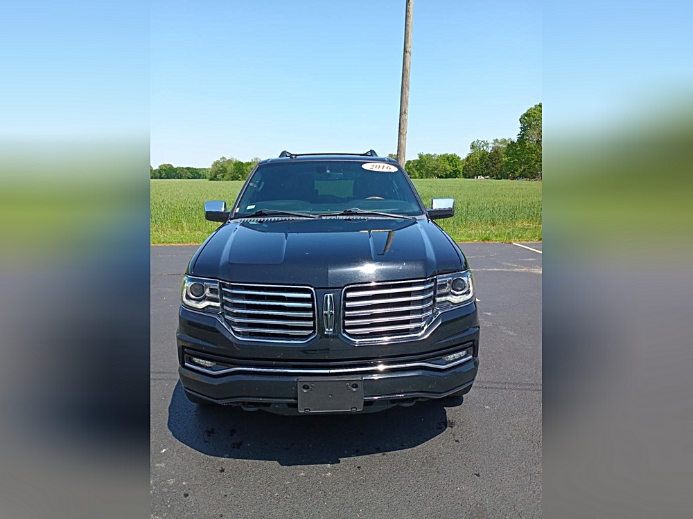2017 Lincoln Navigator Reserve's photo