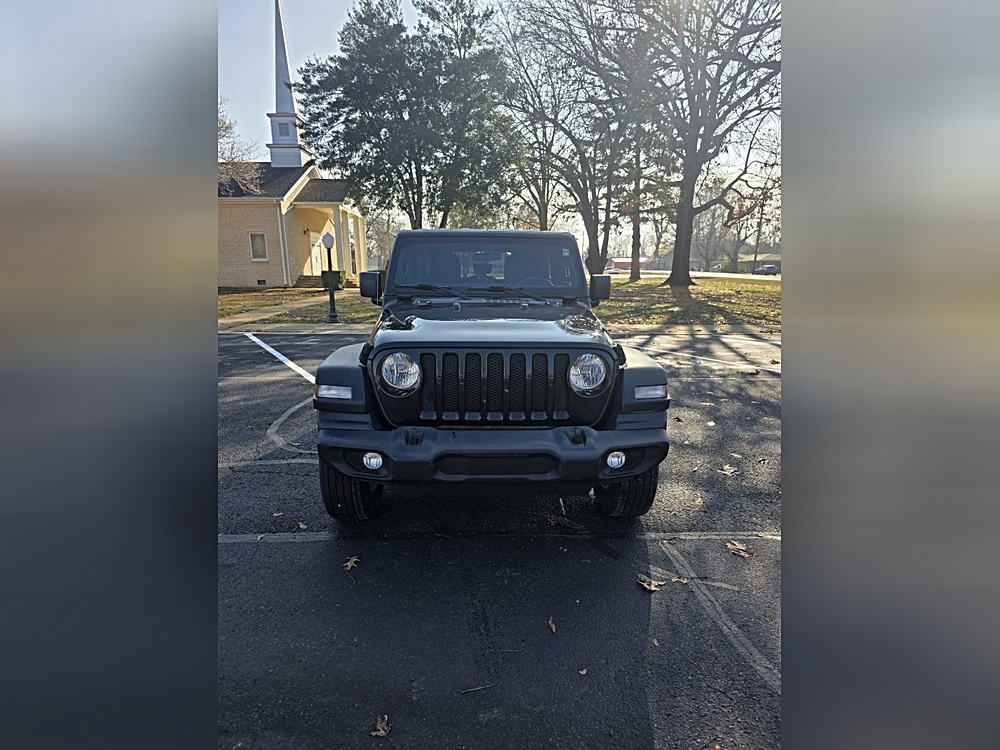 2018 Jeep All-New Wrangler Unlimited Sport S's photo