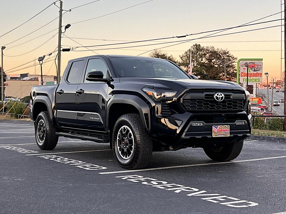 2024 Toyota Tacoma TRD Off Road's photo