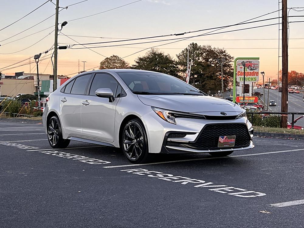 2024 Toyota Corolla SE's photo