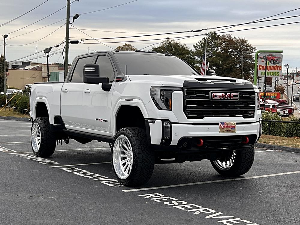 2024 GMC Sierra 2500HD AT4's photo