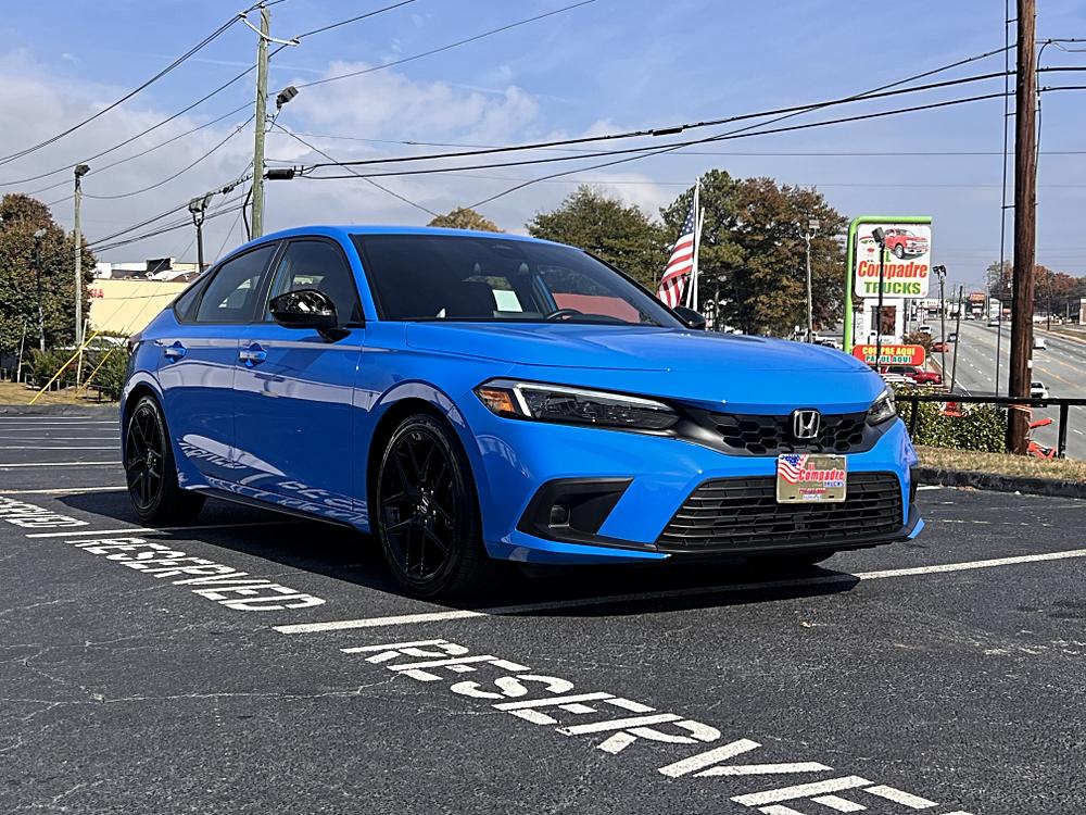 2024 Honda Civic Hatchback Sport's photo