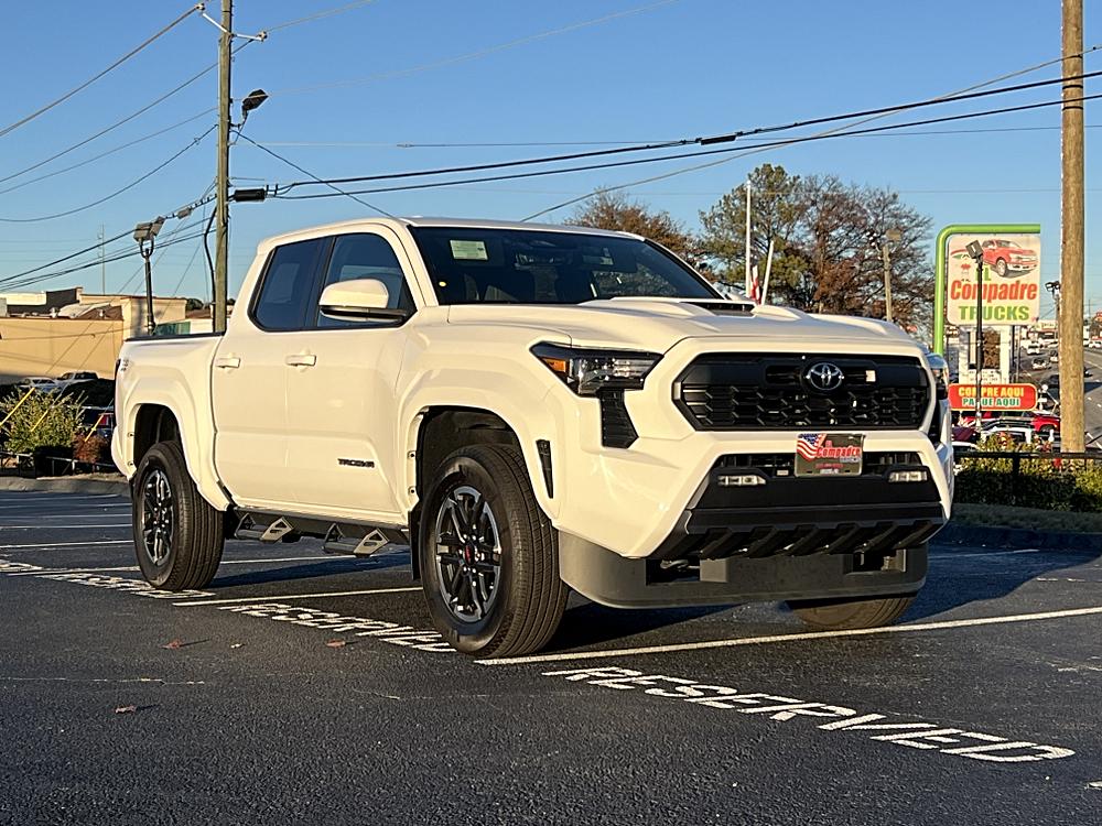 2024 Toyota Tacoma TRD Sport's photo