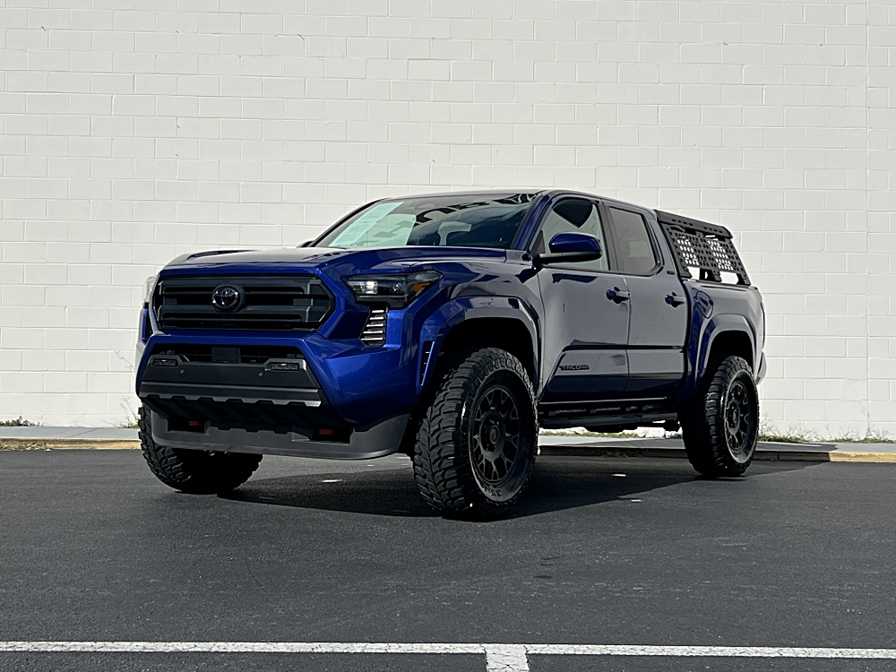 2025 Toyota Tacoma - Photo 6