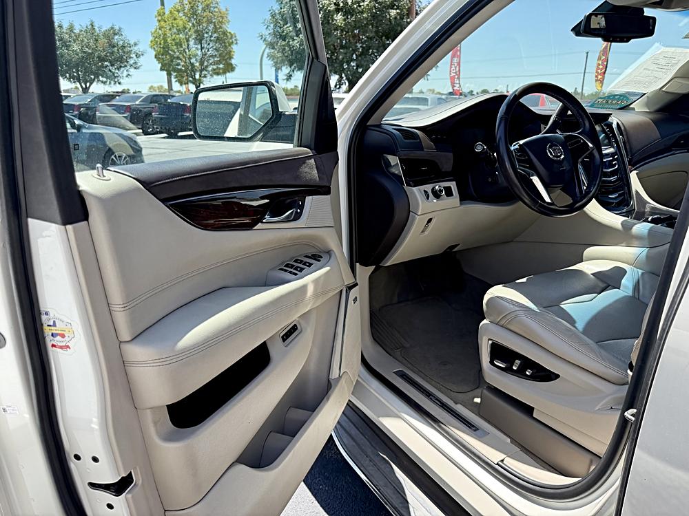 2015 Cadillac Escalade Premium - Photo 8