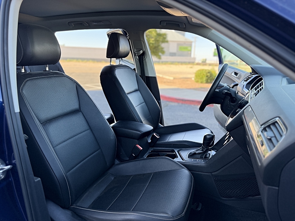 2021 Volkswagen Tiguan SE - Photo 21