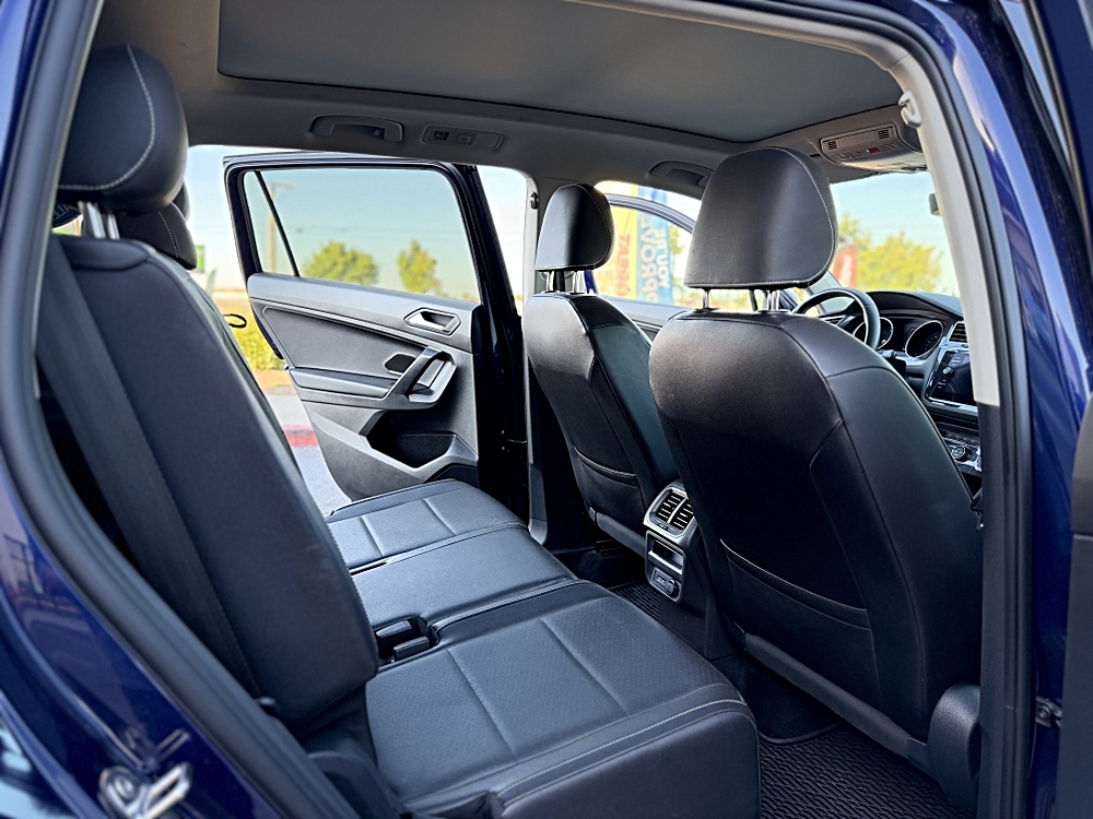 2021 Volkswagen Tiguan SE - Photo 18