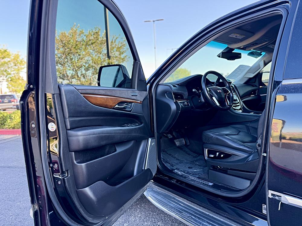 2020 Cadillac Escalade ESV Base - Photo 8