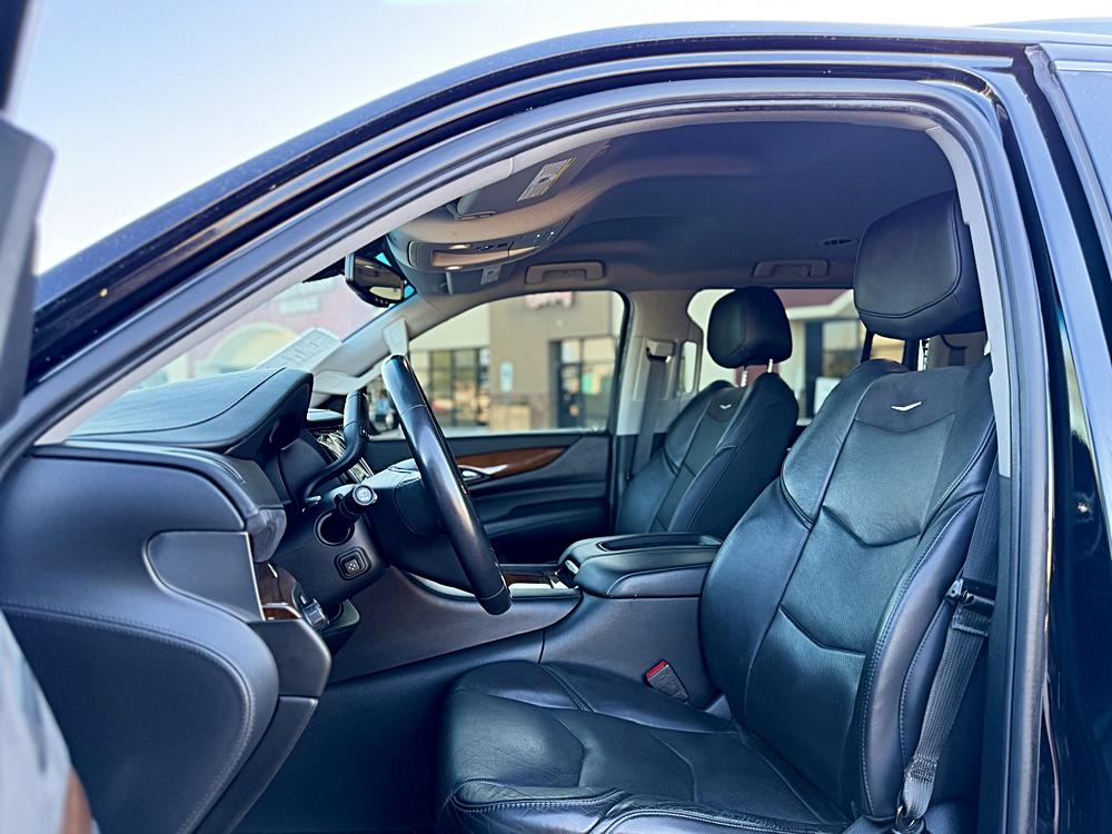 2020 Cadillac Escalade ESV Base - Photo 11
