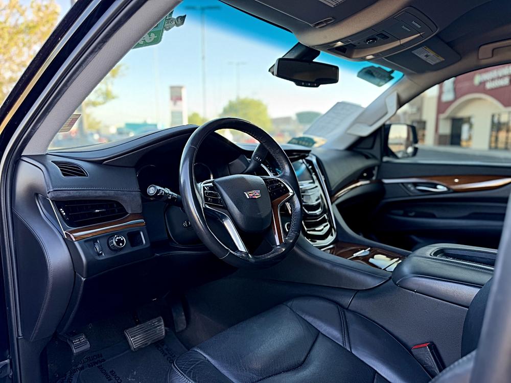 2020 Cadillac Escalade ESV Base - Photo 9