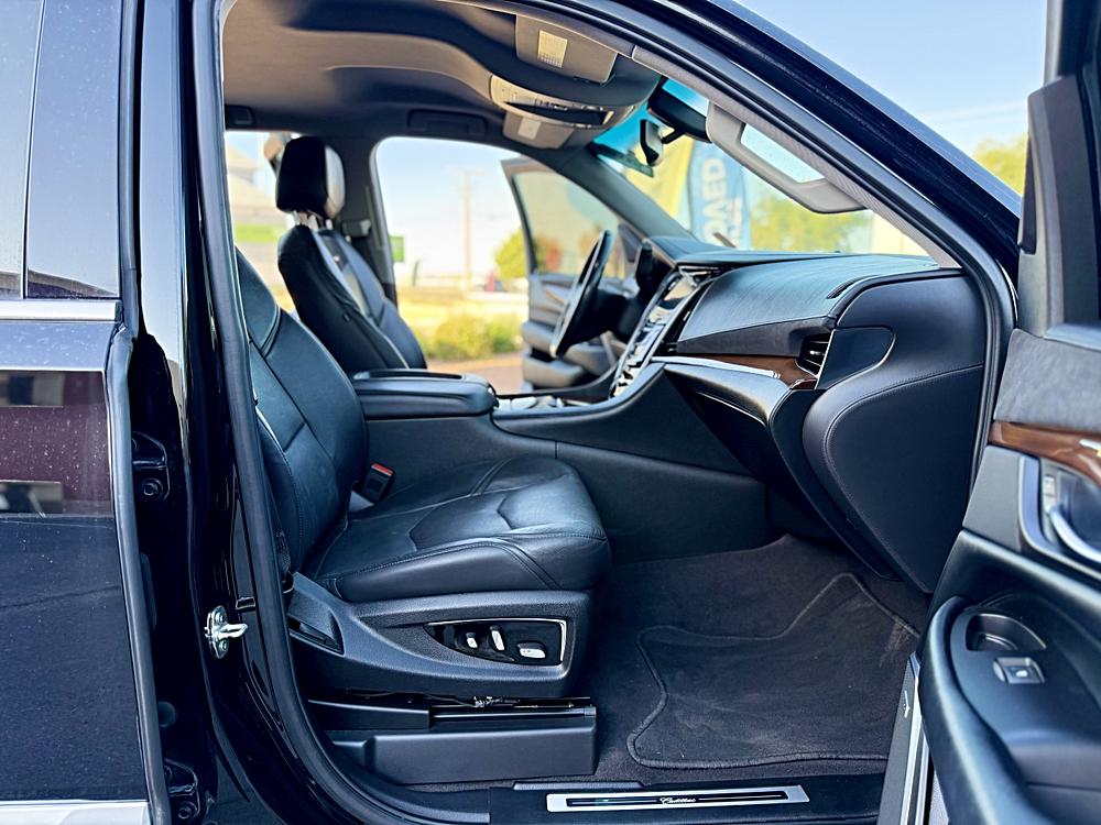 2020 Cadillac Escalade ESV Base - Photo 20