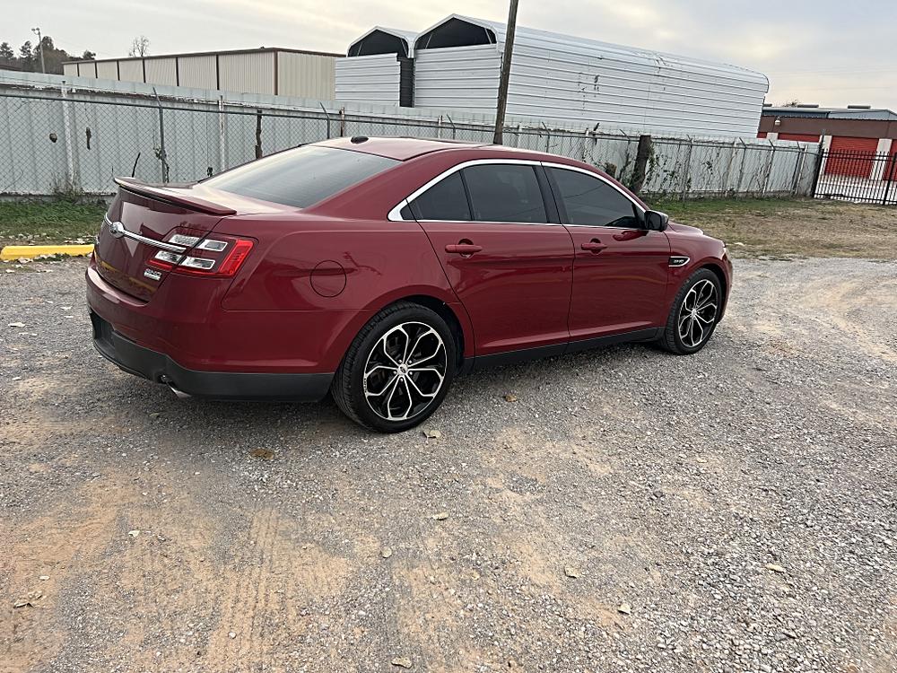 2015 Ford Taurus SHO's photo