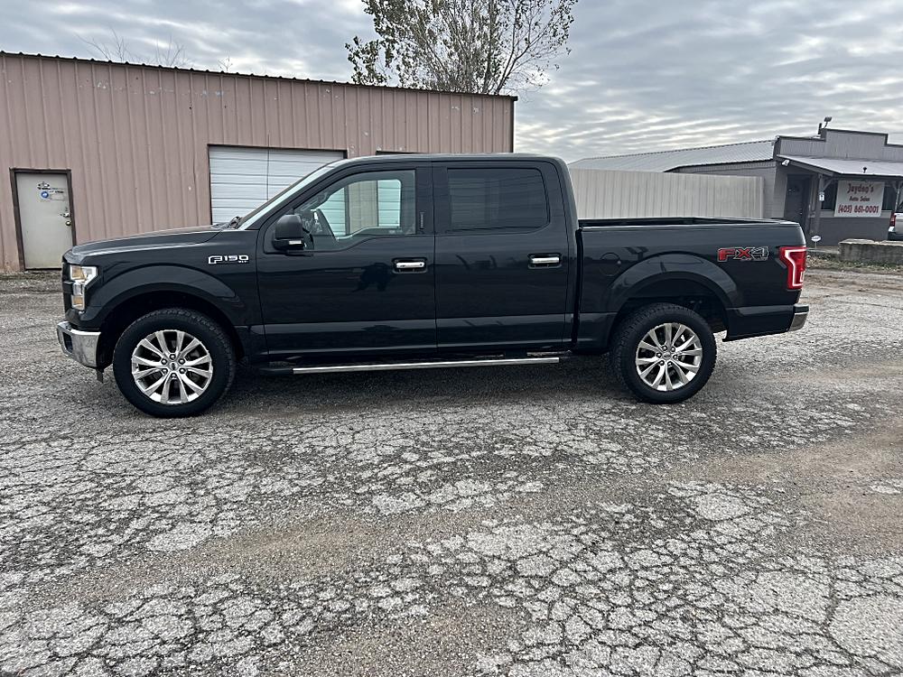 2015 Ford F-150 XLT's photo