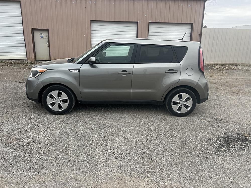 2015 Kia Soul Base's photo