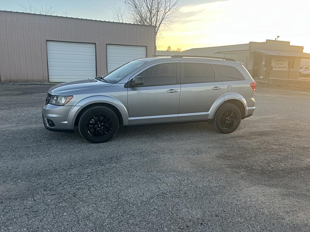 2019 Dodge Journey SE's photo