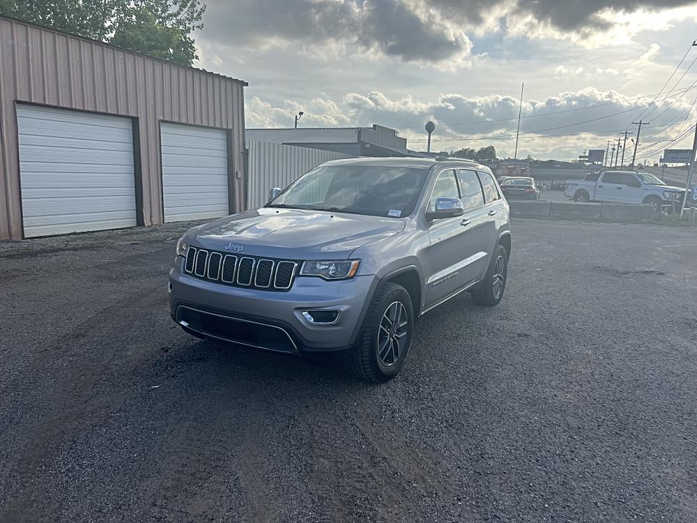 2019 Jeep Grand Cherokee Limited's photo
