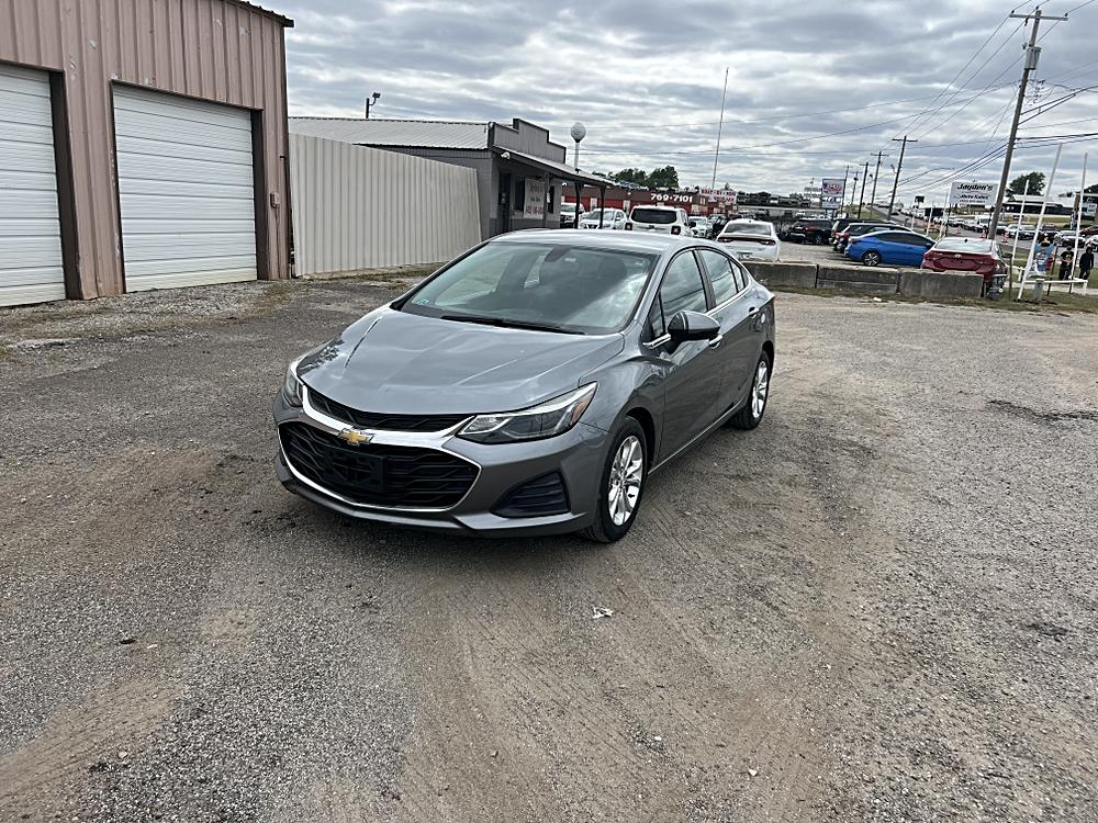 2019 Chevrolet Cruze 1LT Auto's photo