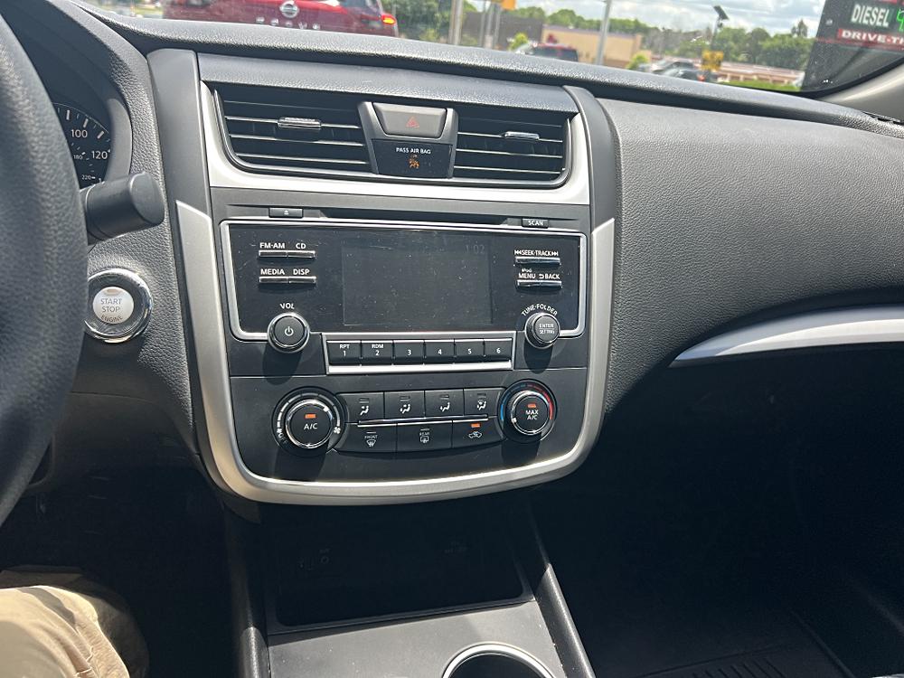 2017 Nissan Altima S - Photo 8