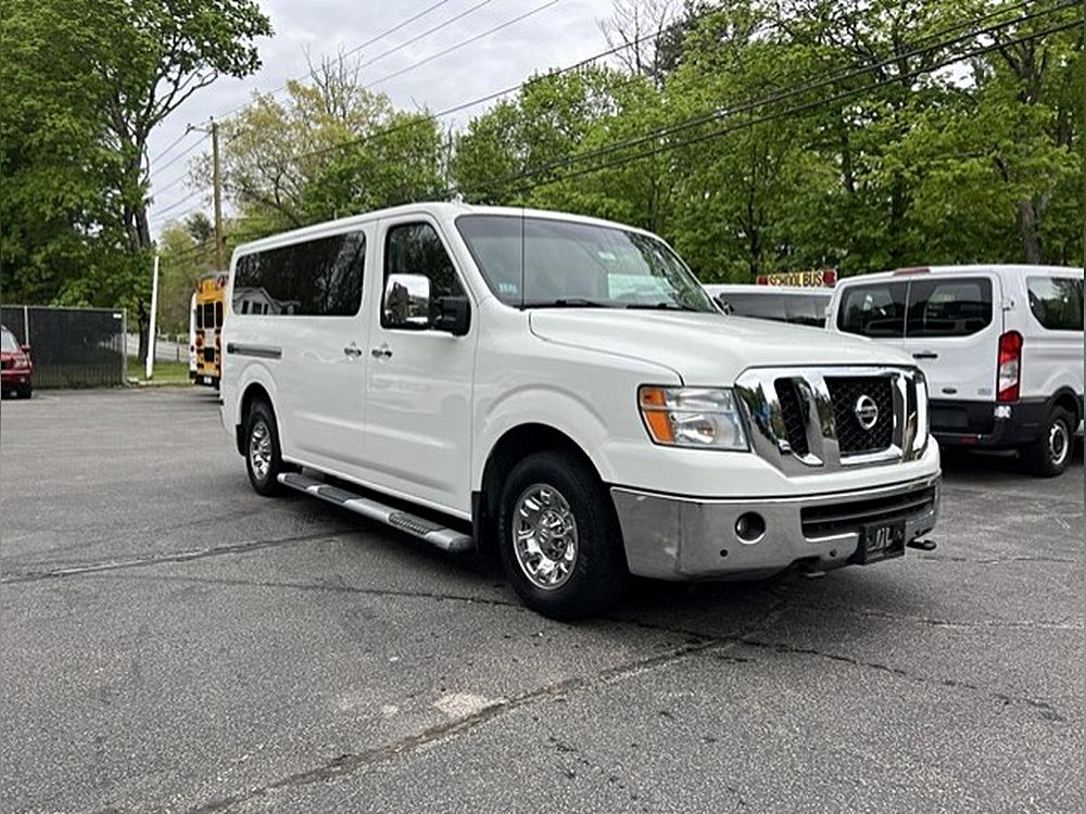 2016 Nissan NV 3500 SL V8's photo