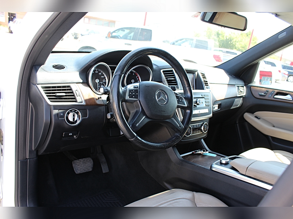 2014 Mercedes-Benz M-Class ML550 - Photo 16